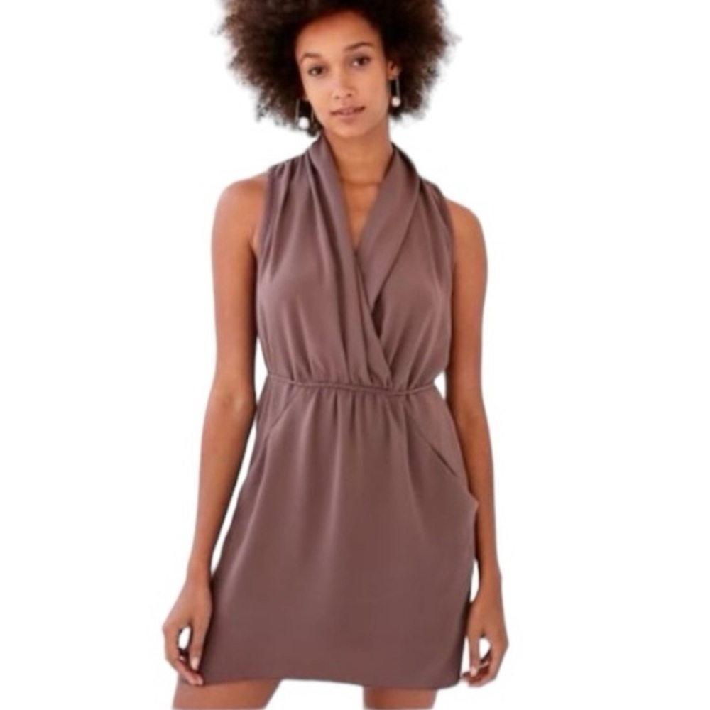 Wilfred Sabine Dress Faux-wrap mini dress with pockets - in the color Caban
